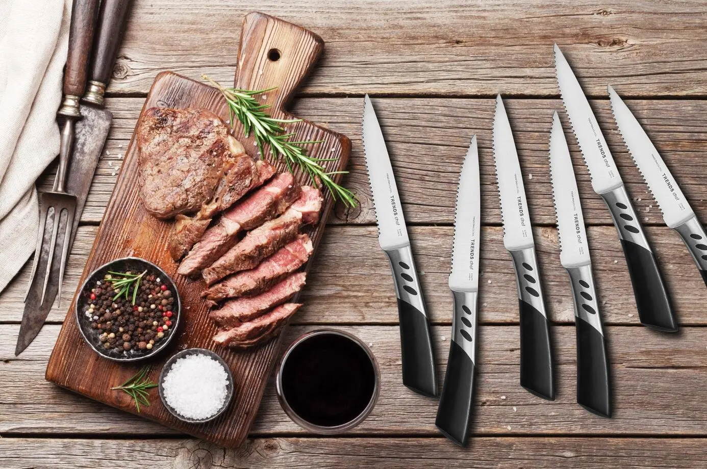 Steak knives